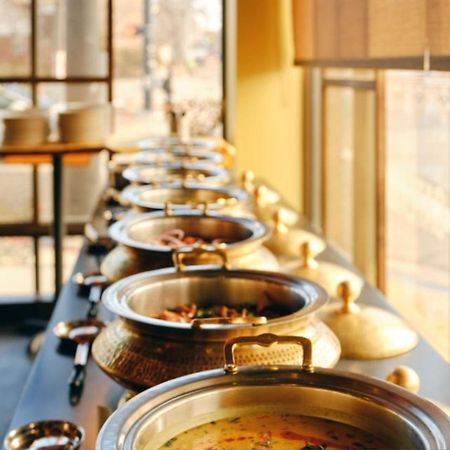 Fabhotel Vat - Meera Bagh 德里 外观 照片