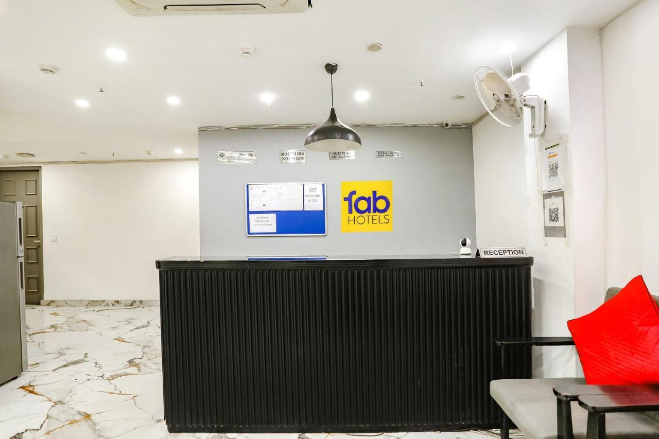 Fabhotel Vat - Meera Bagh 德里 外观 照片
